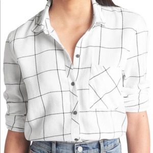 Soft flannel gap relaxed fit plaid button down